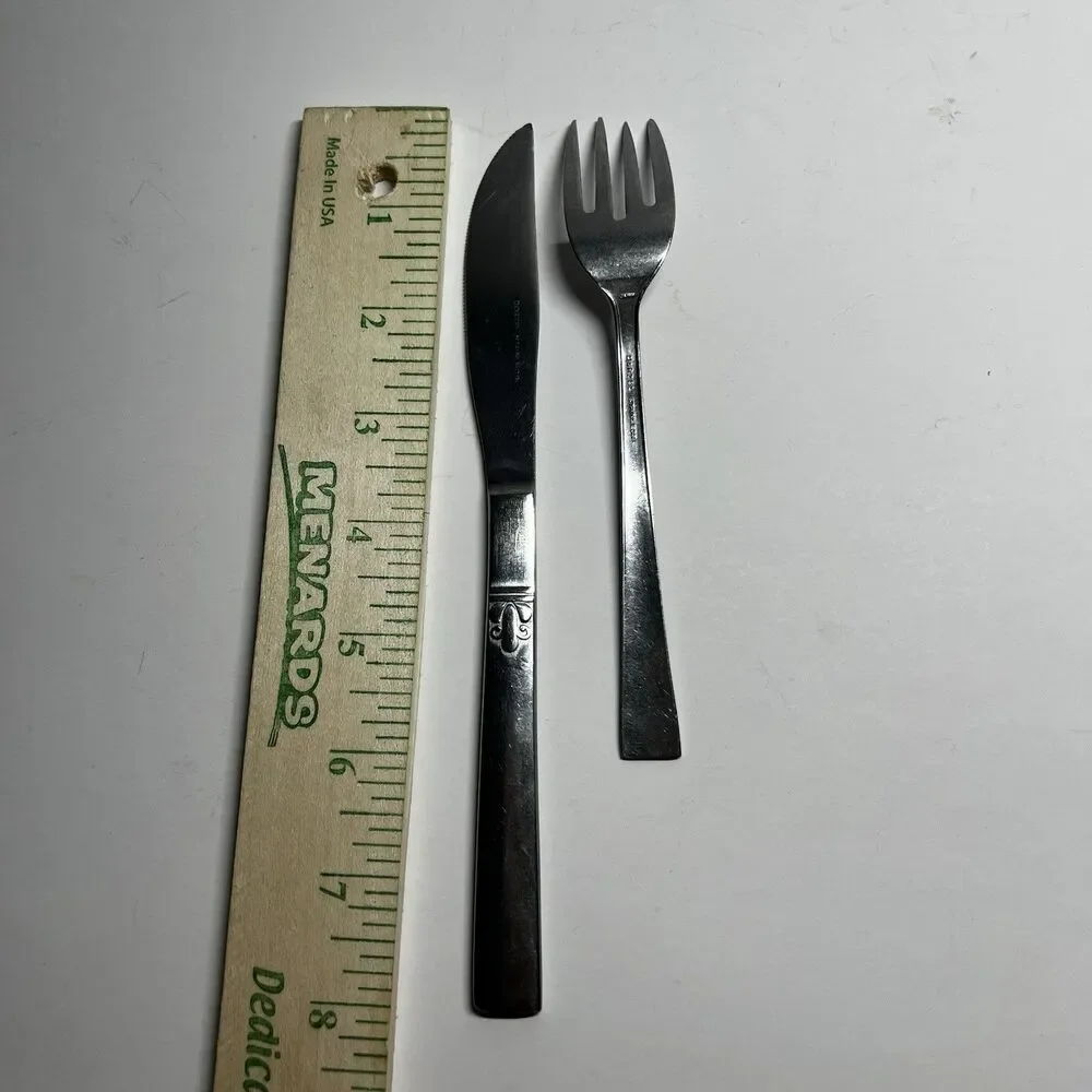 Lot of 2 Vintage Hull Dorzel Embrace Stainless Japan Dinner Knife & Fork
